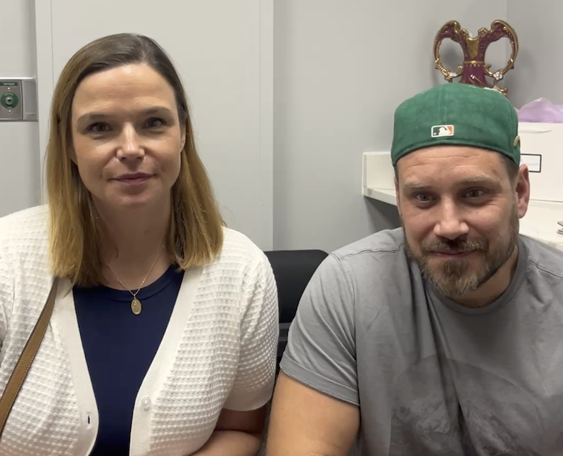 women’s hair thinning treatment, treating women’s thinning hair, doctors that treat thinning hair, women’s hair loss clinics, restoring hair growth, Restoring hair loss in women, restoring women’s hair loss